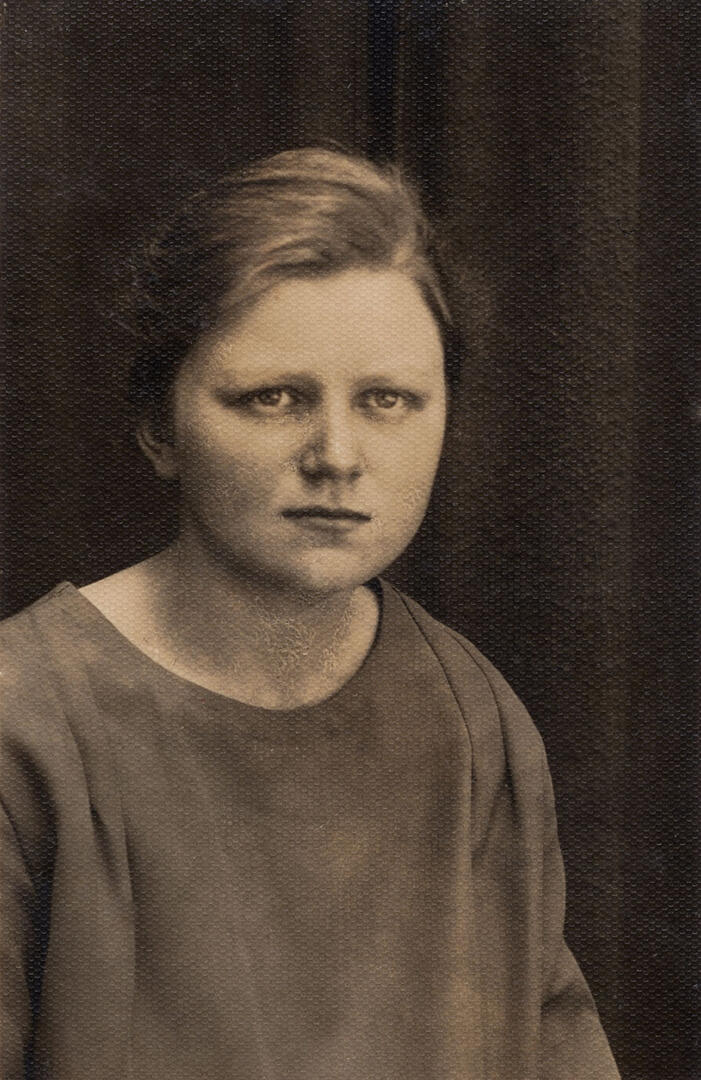 Meta Paszehr, 1934.