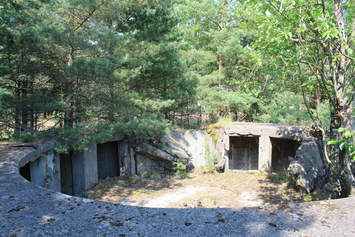 GALINGAS. Šioje platformoje stovėjo vienas iš priešlėktuvinių pabūklų – 12,8 cm kalibro „Flak 40“, galėjęs naikinti tiek žemės, tiek oro taikinius 20 km spinduliu. Deniso NIKITENKOS nuotr.