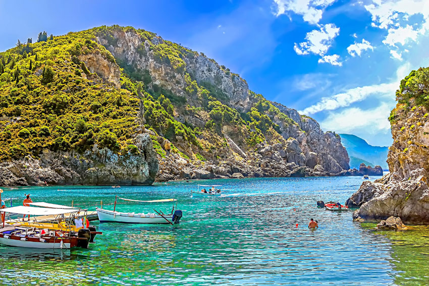 Paleokastritsa paplūdimys ( Korfu, Graikija)