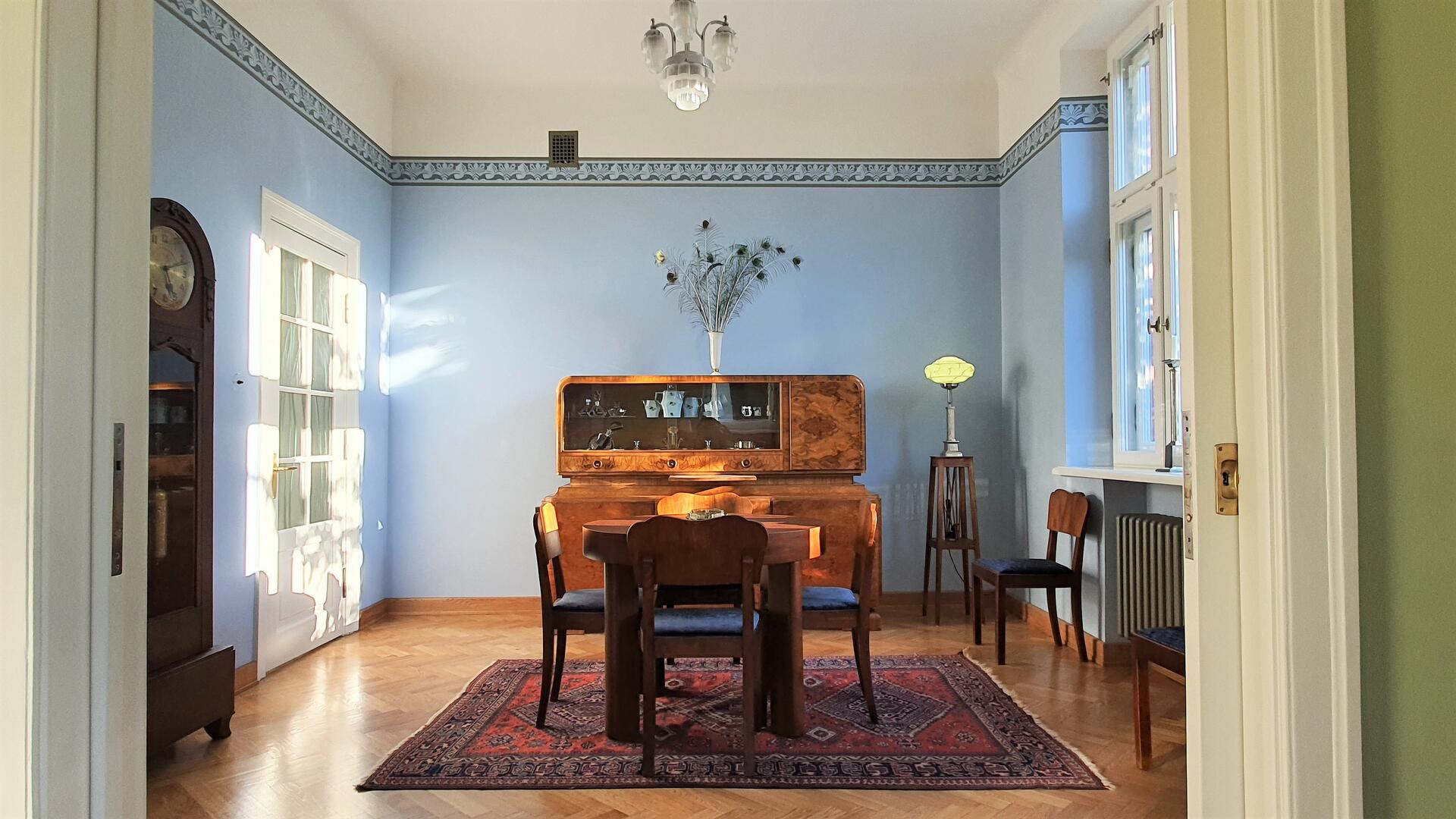 Unikalus “Art deco muziejus” lyg laiko mašina – nukelia į 1929-uosius (aut. “Art deco muziejus”).