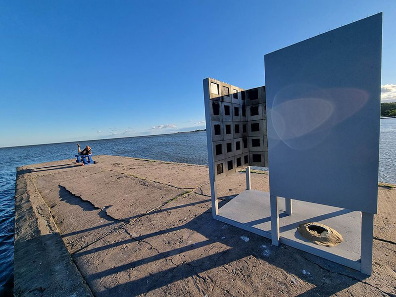 KŪRINYS „Slėptuvė“ bus eksponuojamas iki šių metų spalio mėnesio vidurio.Neringos savivaldybės nuotr.