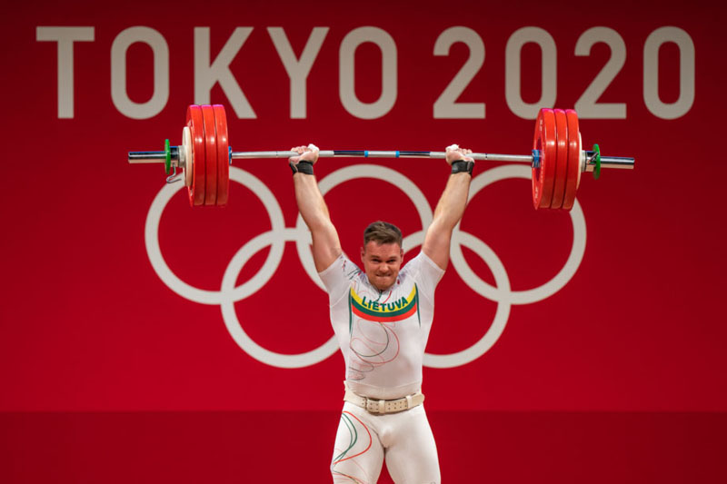 Tokijo olimpinėse žaidynėse dalyvavo du Klaipėdos atstovai - sunkiaatletis Arnas Šidiškis ir imtynininkas Mantas Knystautas.