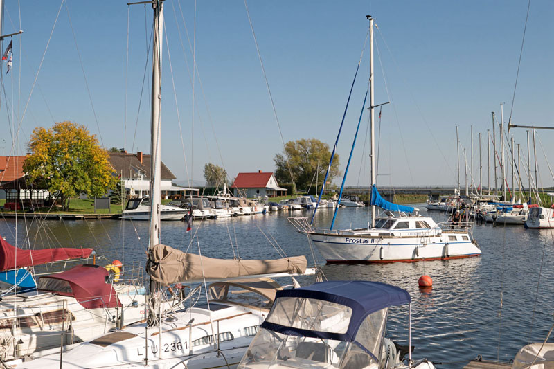 SEZONAS. Navigacinis sezonas būna nuo balandžio vidurio iki lapkričio vidurio.