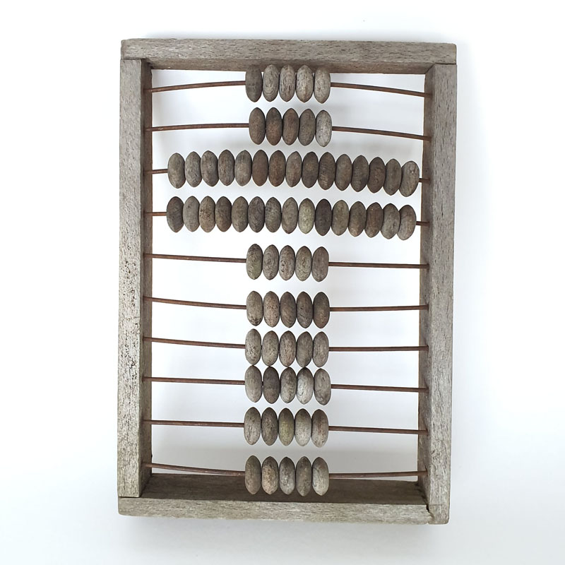 „Gyvenimo buhalterija“ - apie tai, kad visos mūsų nuodėmės bus suskaičiuotos, tad geriau jau nenusidėkime juodai. 