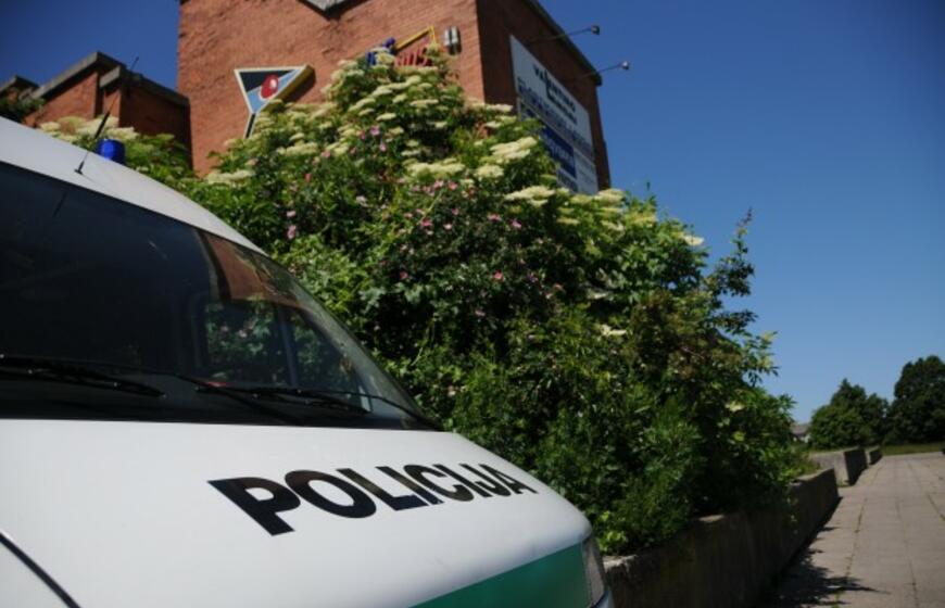 Biurų pastate Klaipėdoje rastas vyro kūnas be galvos