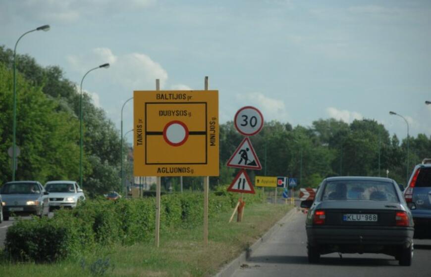 Ilgam uždaroma Dubysos gatvė