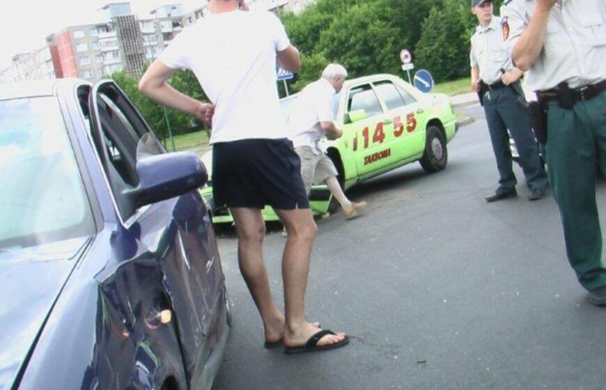 Avarija Vingio ir Smiltelės gatvių sankryžoje