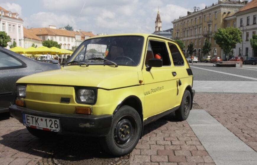 Abiturientų transportas - nuo vienaračių iki "vintažinių" automobilių