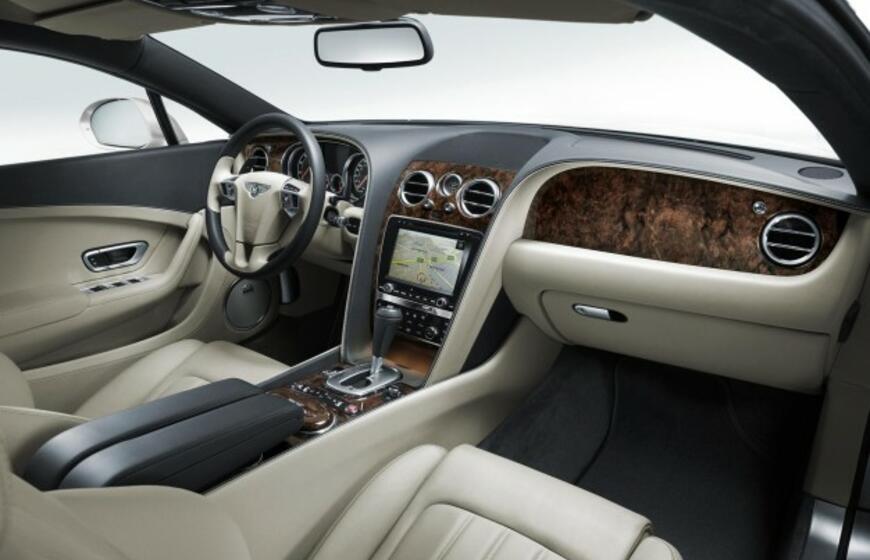 Kompanija "Bentley" atnaujino kupė "Continental GT"