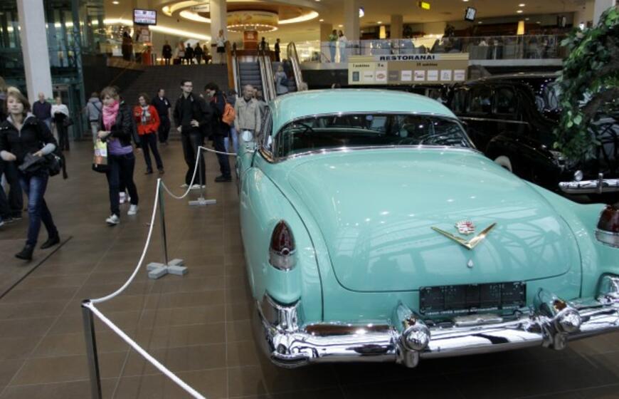 Vilniuje atidaryta Stasio Brundzos automobilių paroda