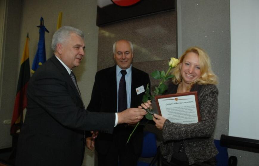 Klaipėdoje apdovanoti miesto savivaldybės darbuotojai