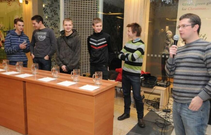 Giros gėrimo varžybos Klaipėdoje