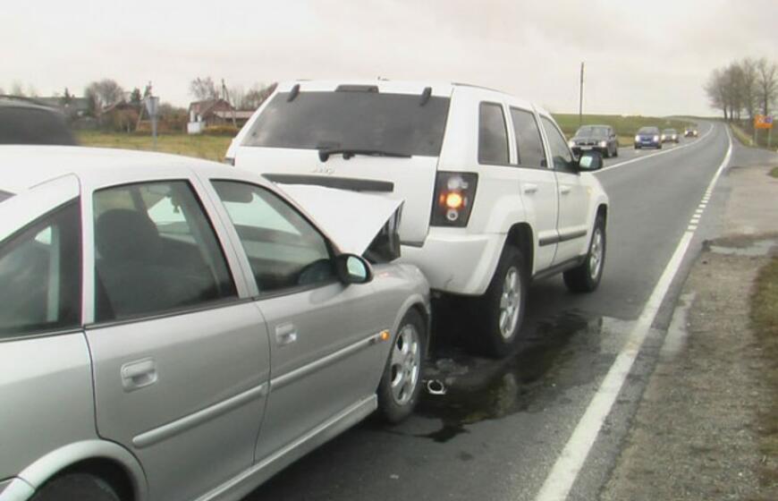 Į "Jeep" galą trenkėsi "Opel"