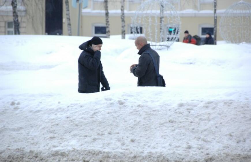 Klaipėdos senamiestis. Sniegas ir varvekliai