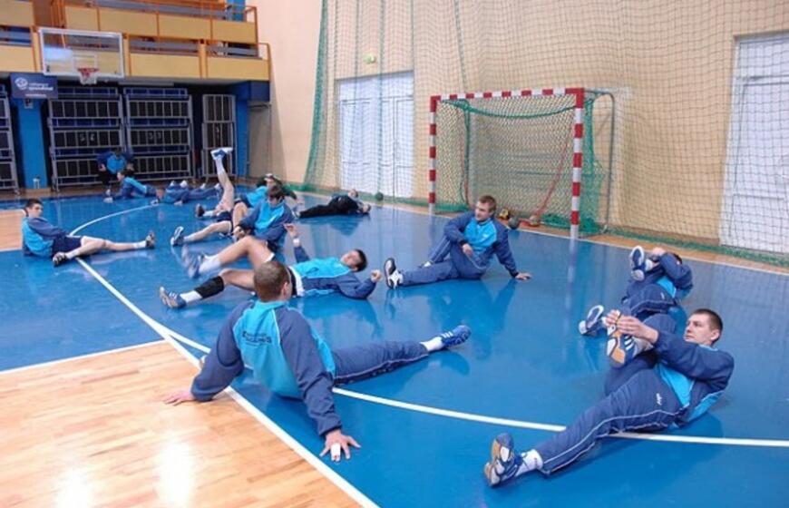 Rankinis: "Žemaitijos dragūnas" - Vilniaus "VHC Šviesa"