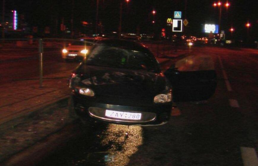 Girto vairuotojo naktį Klaipėdoje sukelta avarija