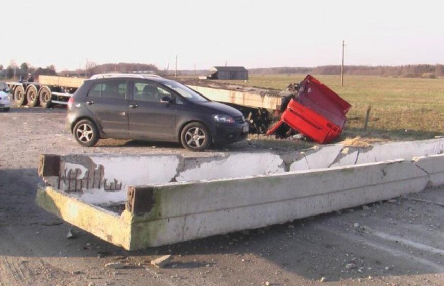 Nepraleido pagrindiniu keliu...