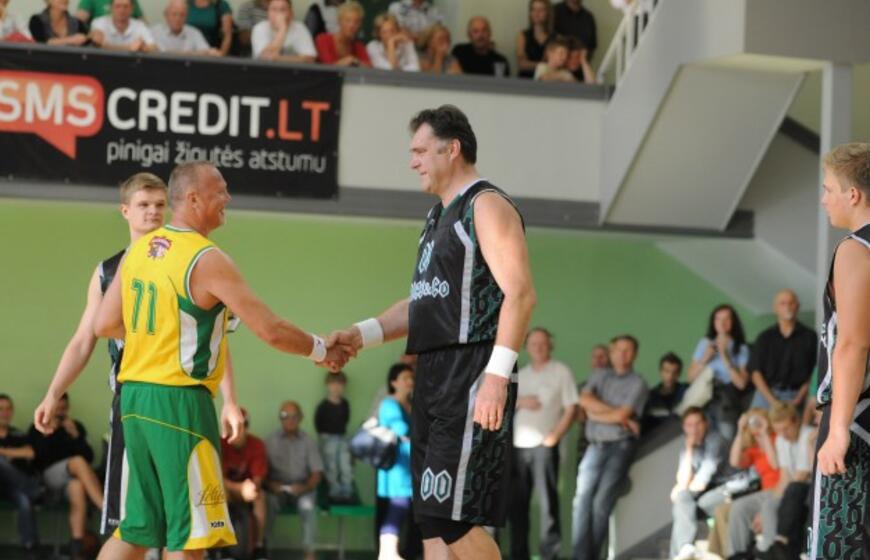 Šeimų krepšinio turnyras dėl K.Budrio taurės