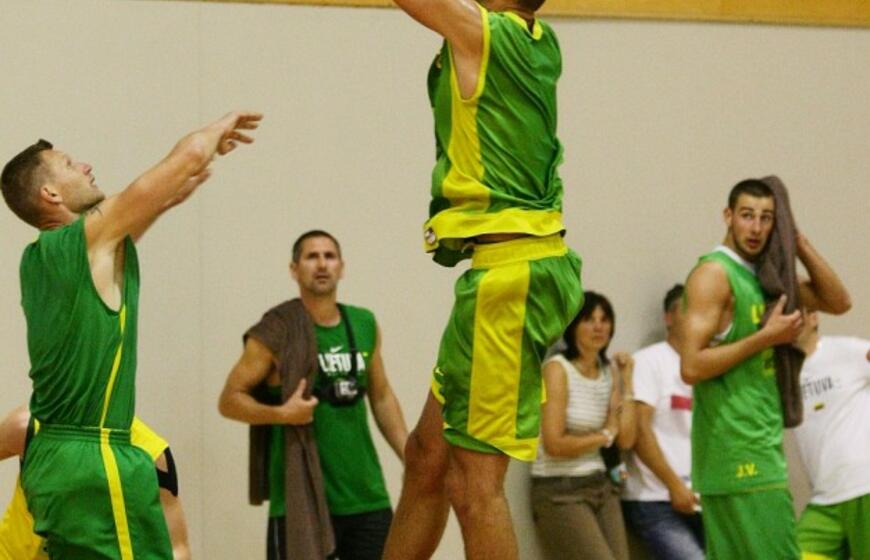 Lietuvos rinktinė "šlifuoja" greitas atakas