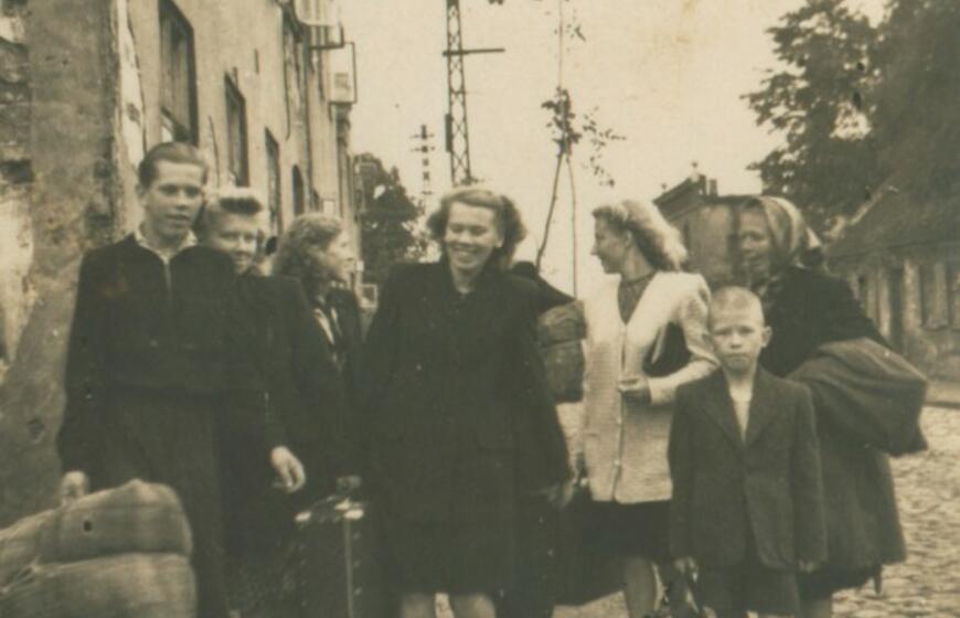 Klaipėdos akvarelės: namai ir žmonės (220)