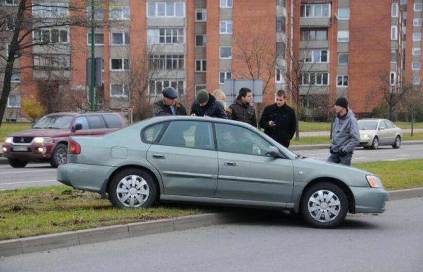 Automobilių susidūrimas Herkaus Manto gatvėje