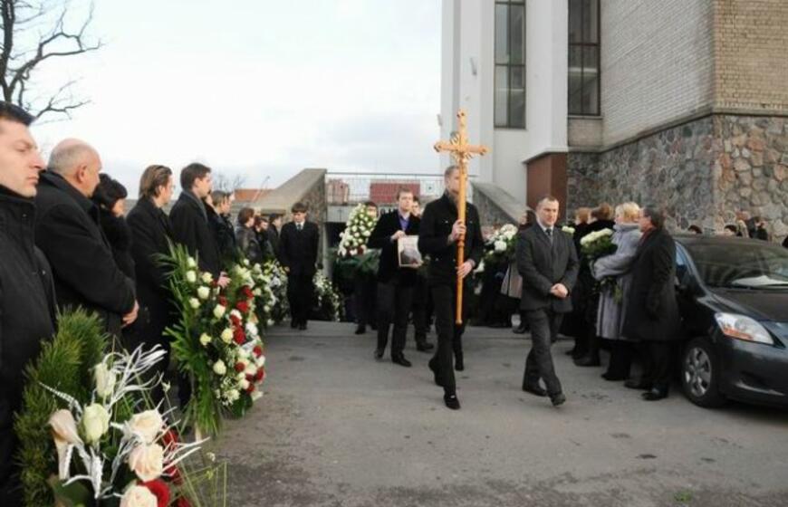 Nijolė Skučienė palydėta į amžinojo poilsio vietą