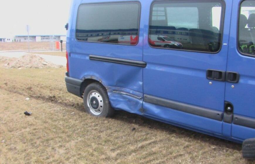 Laisvojoje ekonominėje zonoje dužo automobiliai