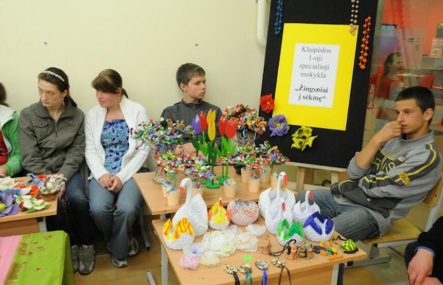 Uostamiesčio moksleiviai kviečia į prekybos mugę