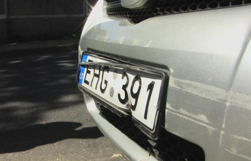 Anksti pradėjo savaitgalį - girtas padarė avariją