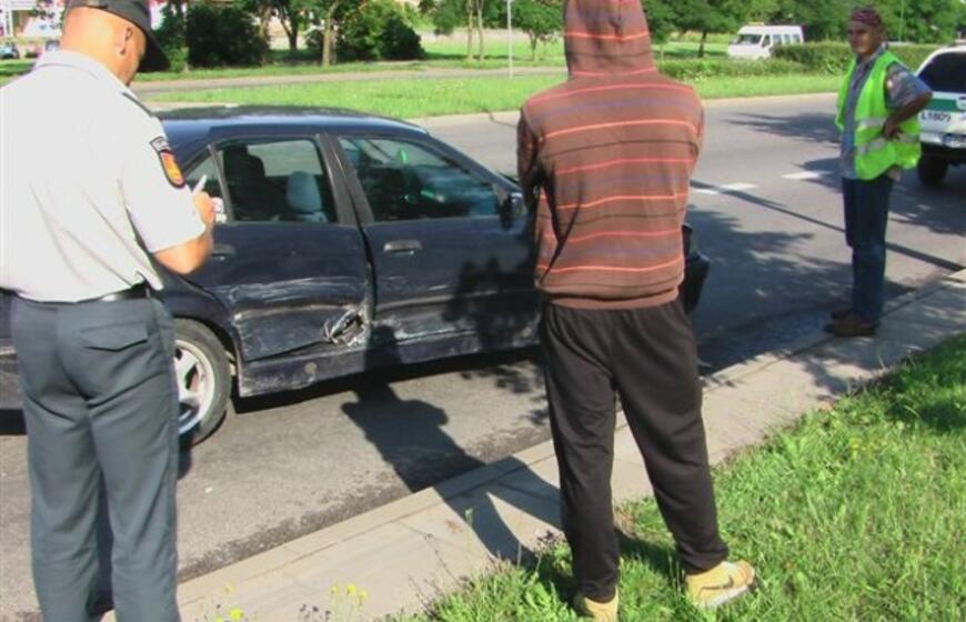 Kelių gaidelis nesuvaldė net silpniausio BMW