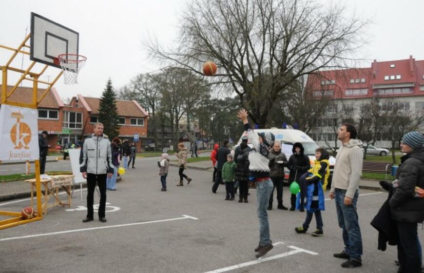 Neringos gimtadienyje – svečiai iš Rybačio