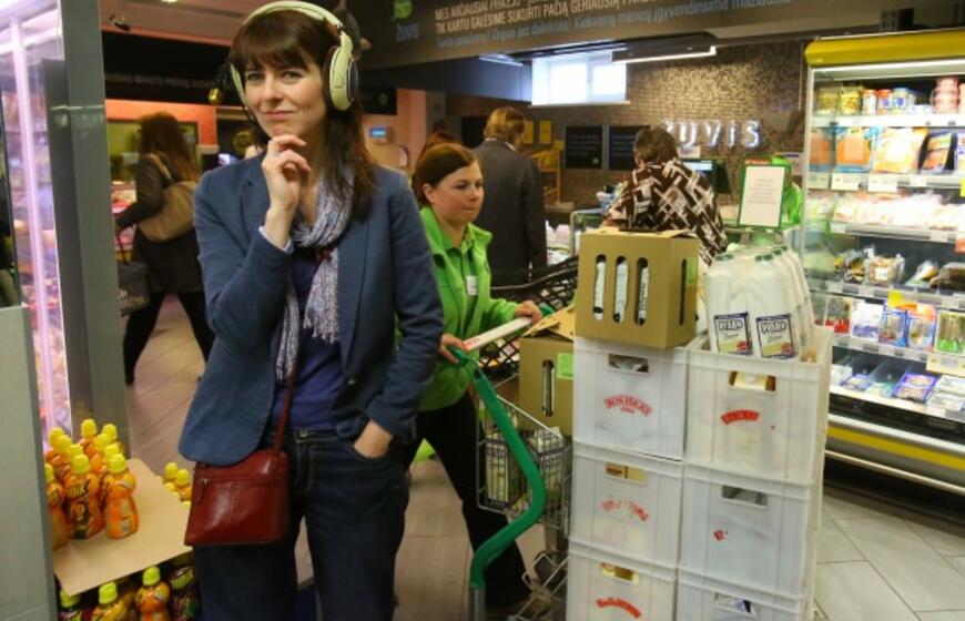 Šokiai prekybos centre