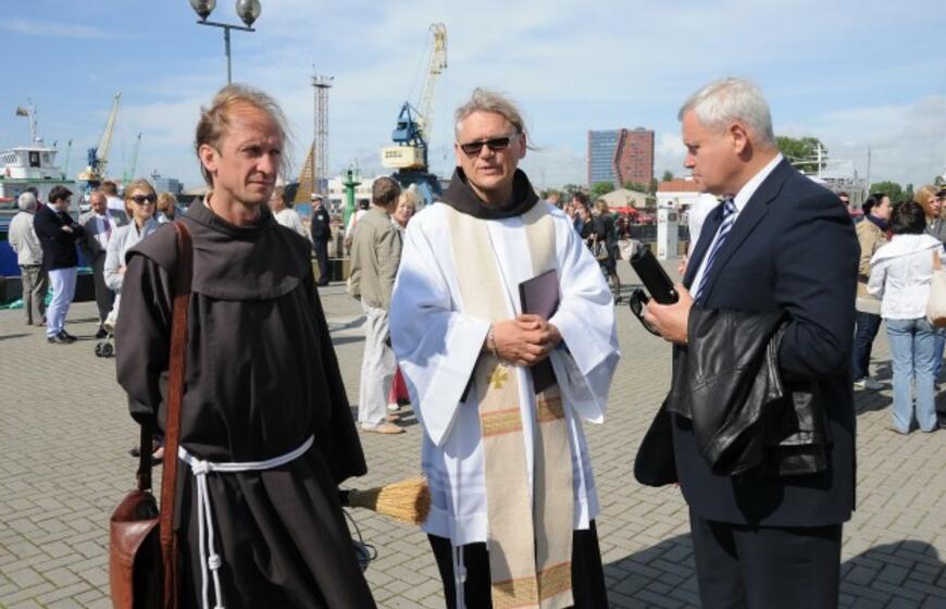 Pakrikštytas hidrografinis laivas "Lotas"