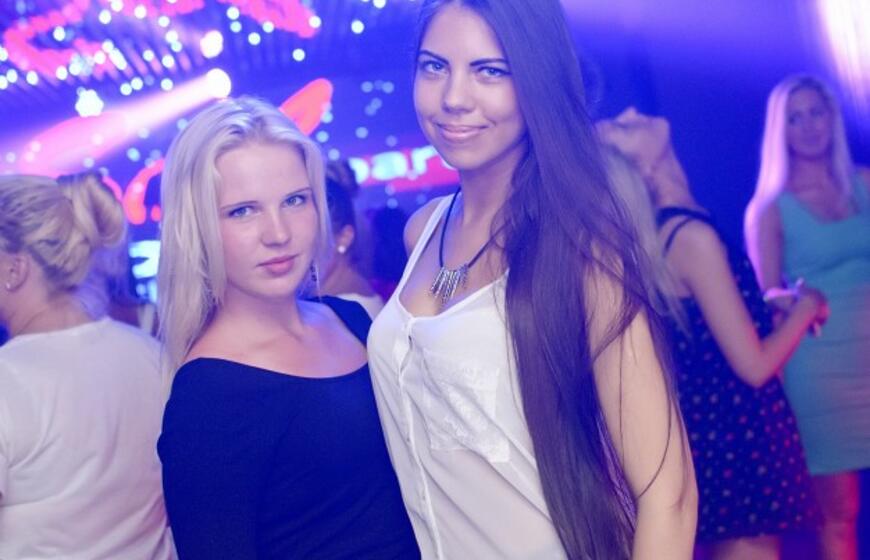 SEL koncerto "afterparty" - maudynės šampane