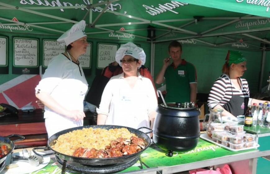 Tūkstančio stalų šventė "Palangos stalas 2013"
