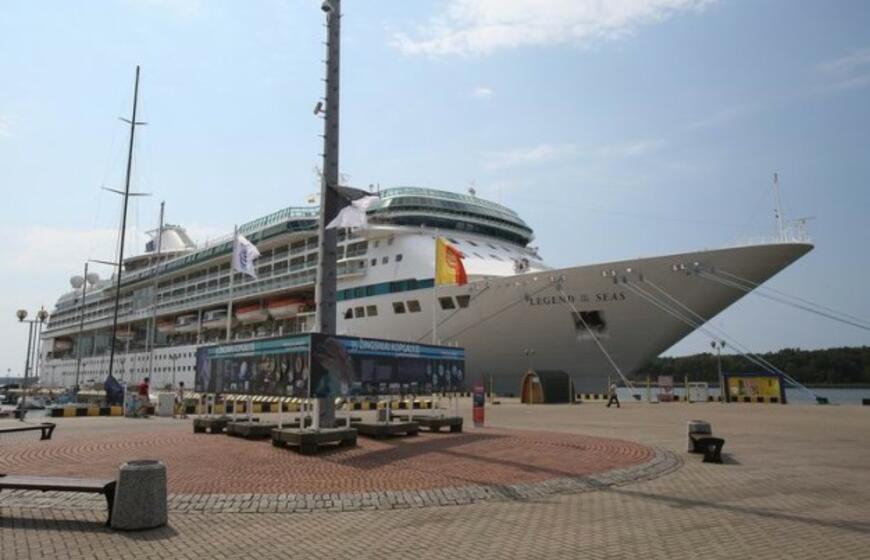 Kruizinis laivas "Legend of the seas" iš vidaus