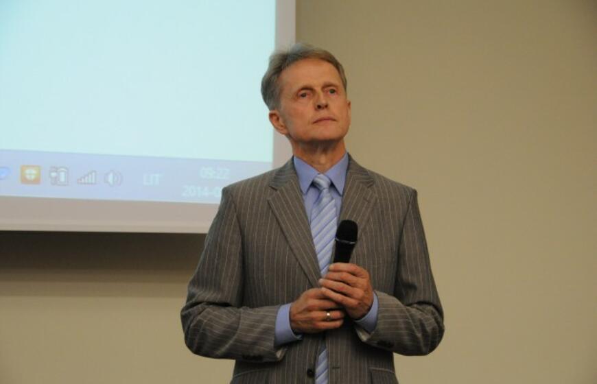 Kandidatų į rektorius pristatymas