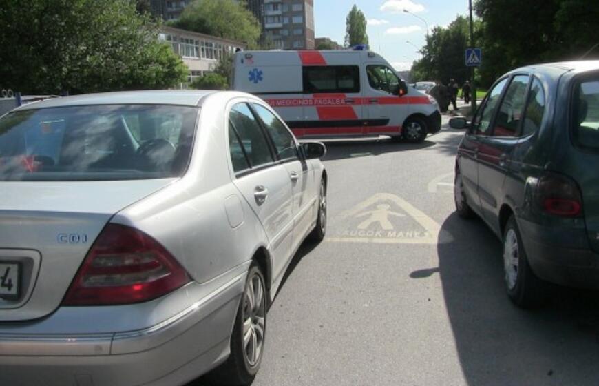 Partrenktas šešiametis: lūžo šlaunikaulis