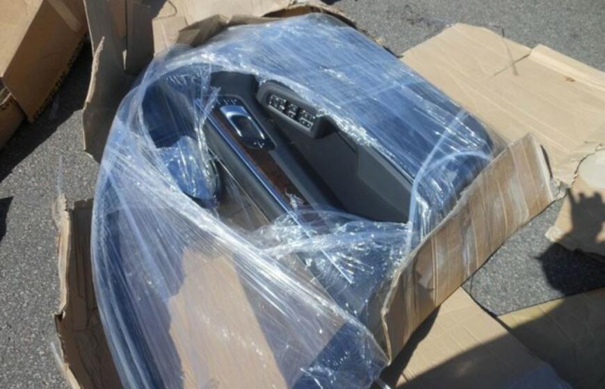 Klaipėdoje sulaikė dalimis išardytą „Porsche Cayenne“