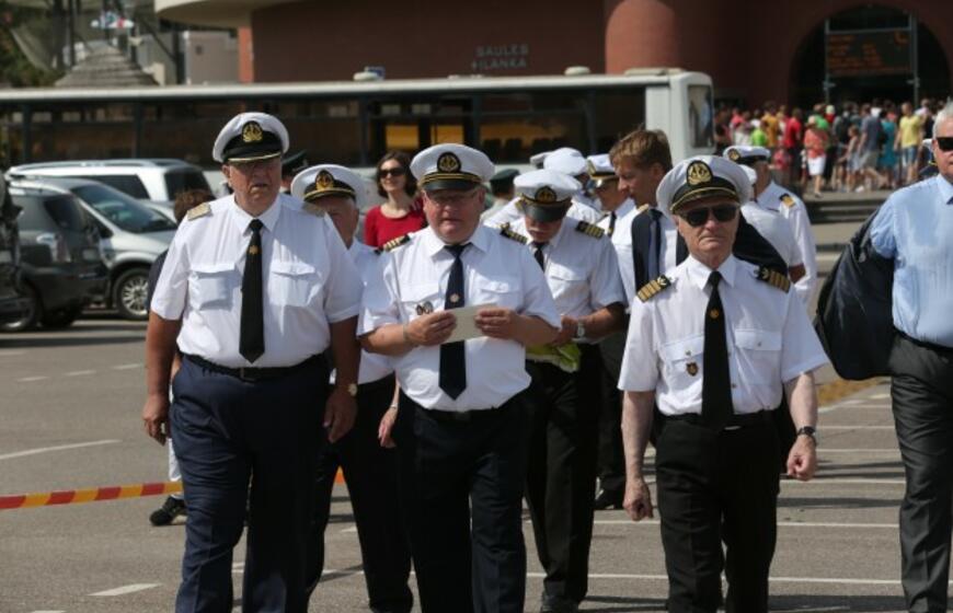 Jūreivių pagerbimas prie "Albatroso"