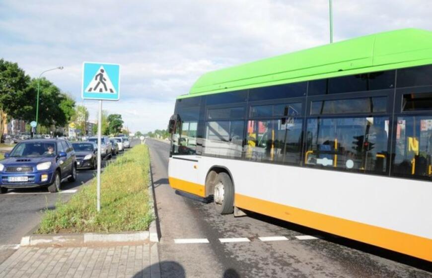 Susidūrė keleivinio transporto priemonės