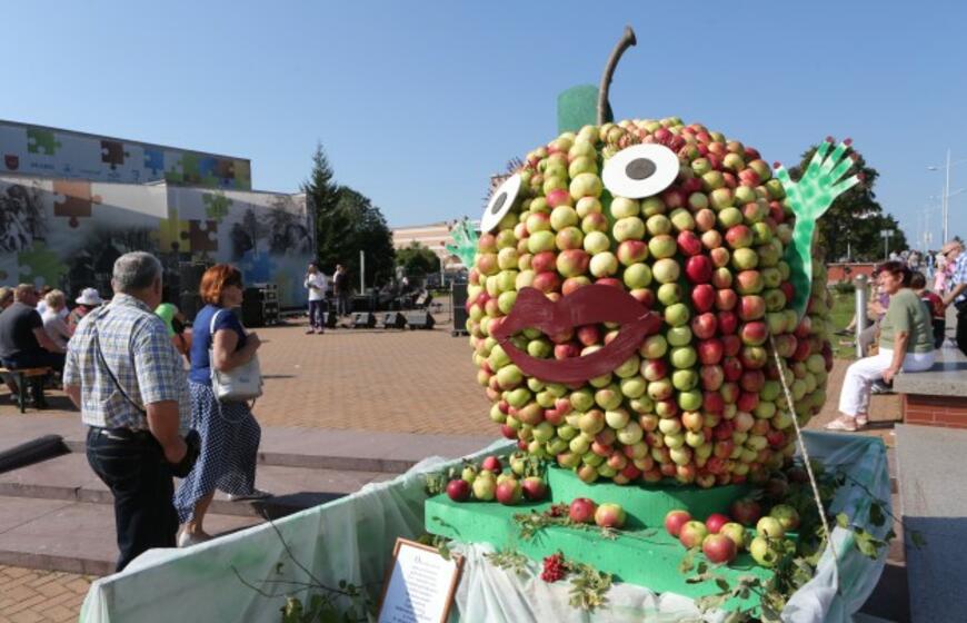 "Obuolių fiesta" Gargžduose