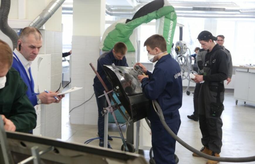 Automobilių kėbulų remontininkas 2017