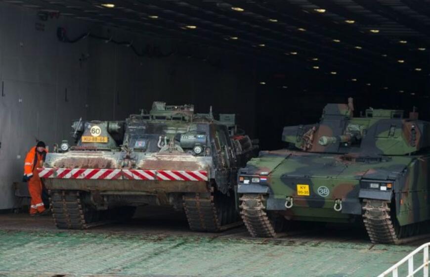 Klaipėdos uoste - Nyderlandų karių kovinė technika