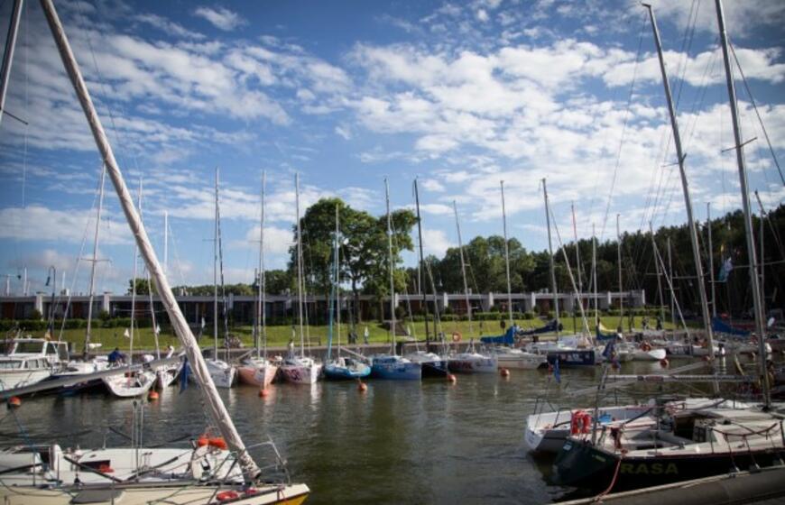 Iškilmingai atidaryta jubiliejinė regata