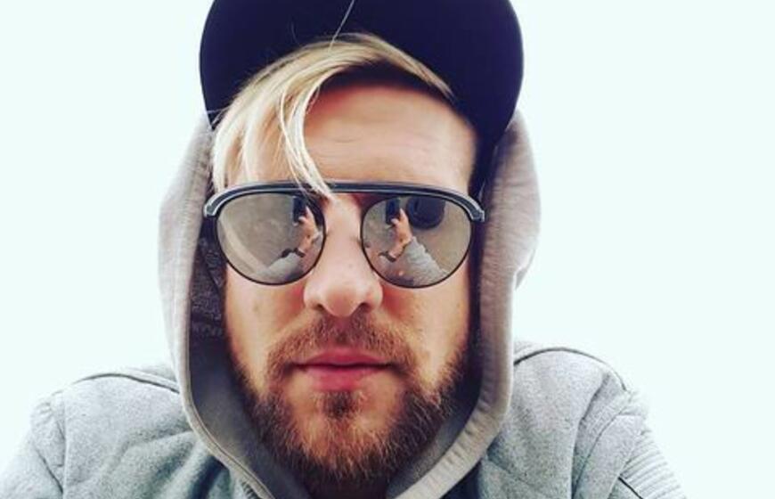 Į sceną su humoro šou „Buvusių moterų reikalai“ grįžtantis Mantas Stonkus klaipėdiečius juokins iki ašarų