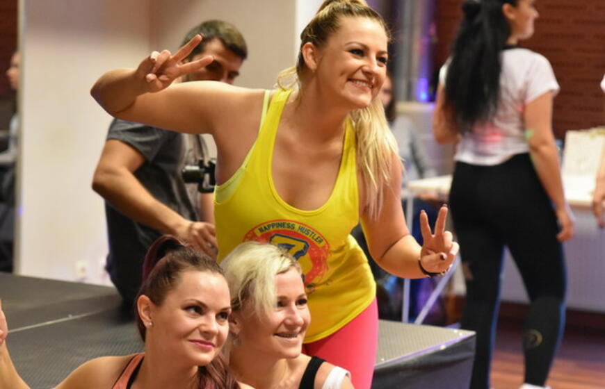 Klaipėdietės žiemą pasitiko zumbos ritmais