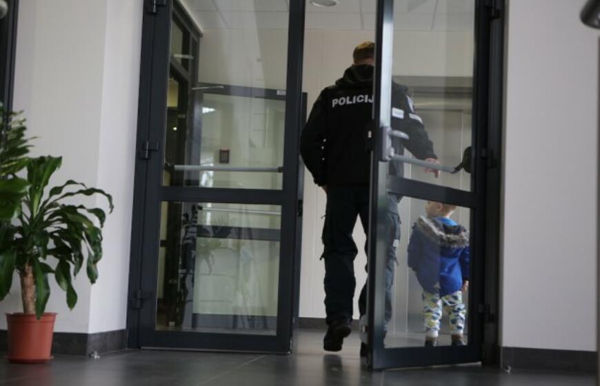 Atvirų durų diena policijoje vėl sukvietė būrius moksleivių