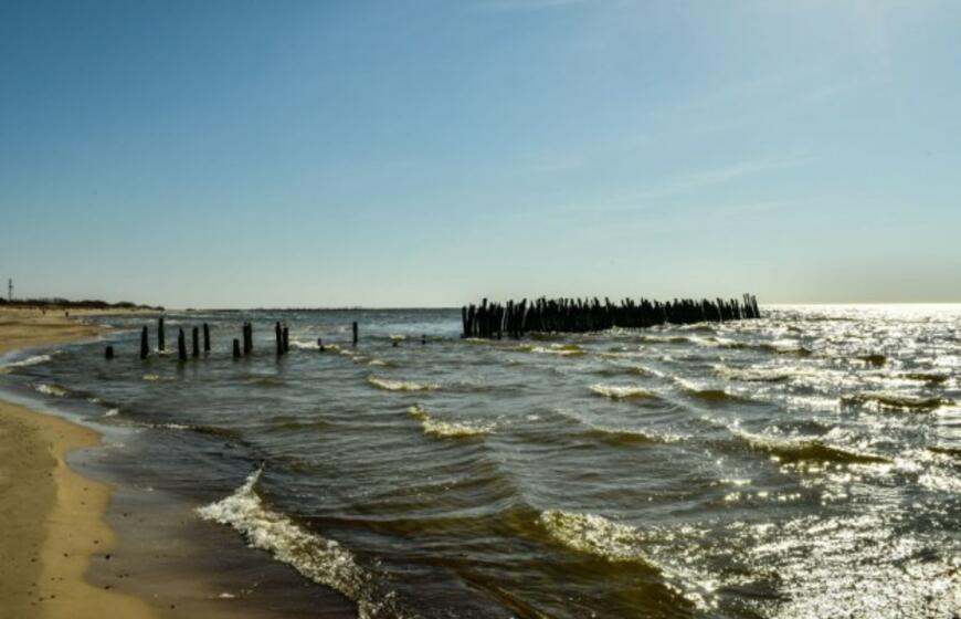 Pasivaikščiojimas pajūriu Šventojoje
