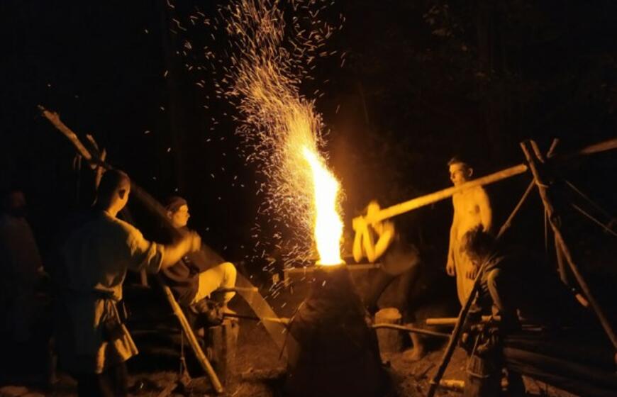 Pabandė geležį išgauti archajiniu metodu